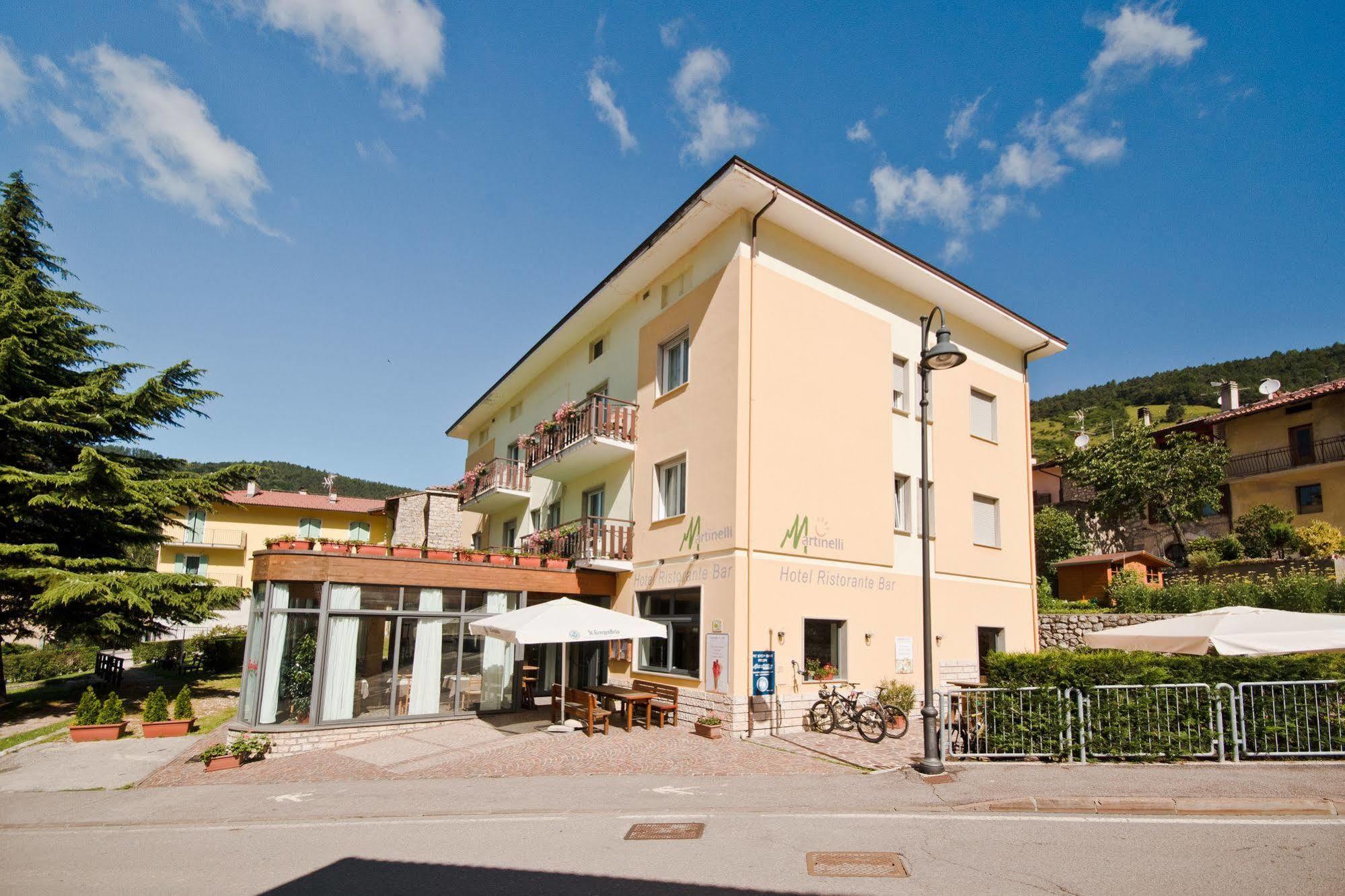Hotel Martinelli Rontz-Klenz Exterior foto